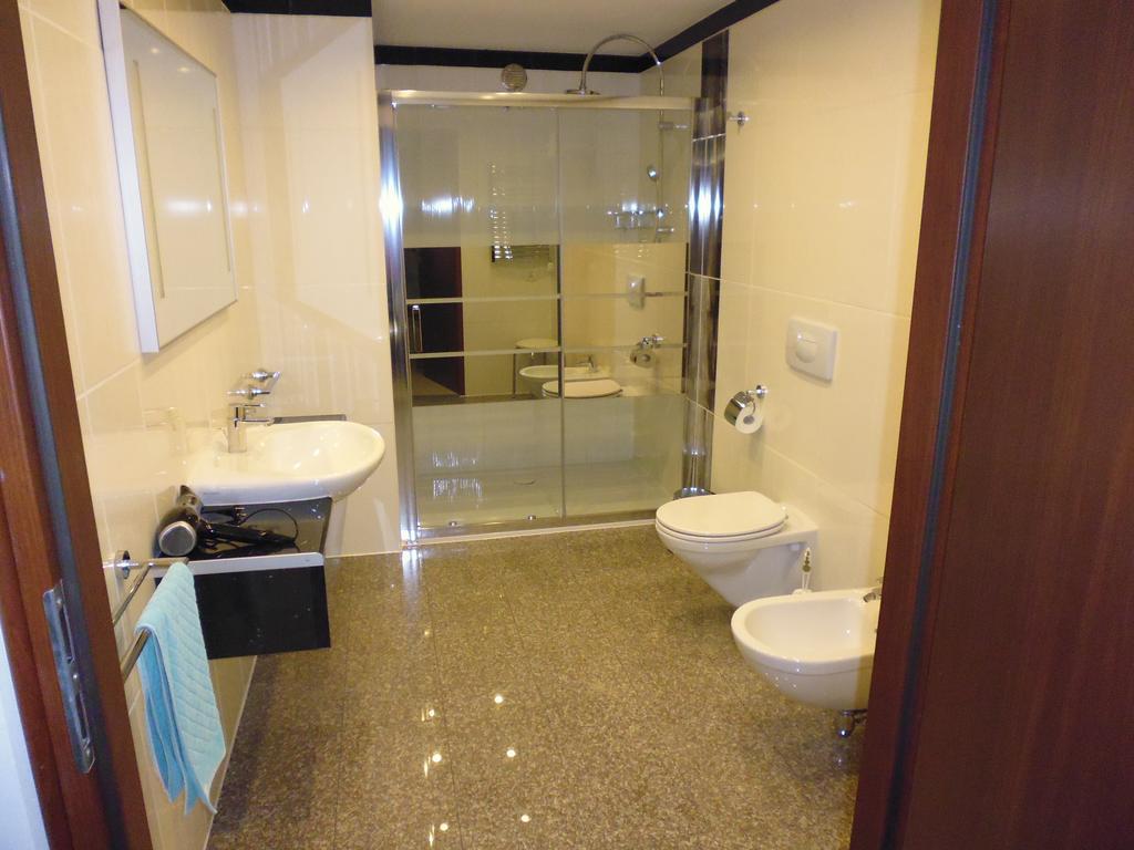 Apartament (2 osoby dorosłe)